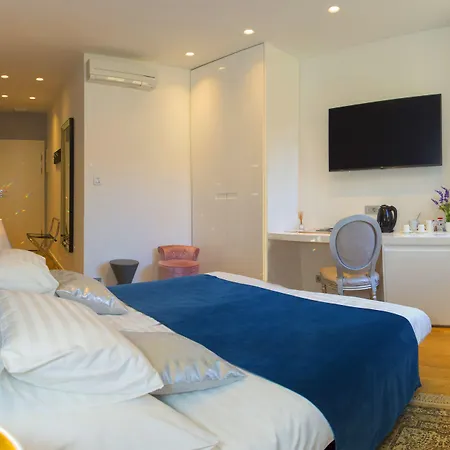 Casa de hóspedes Luxury Paula 4*