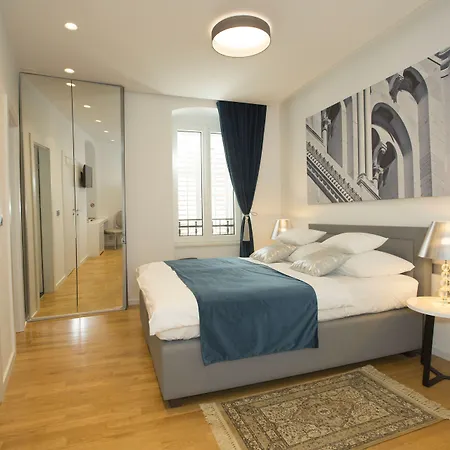 Luxury Paula Pensionat Split