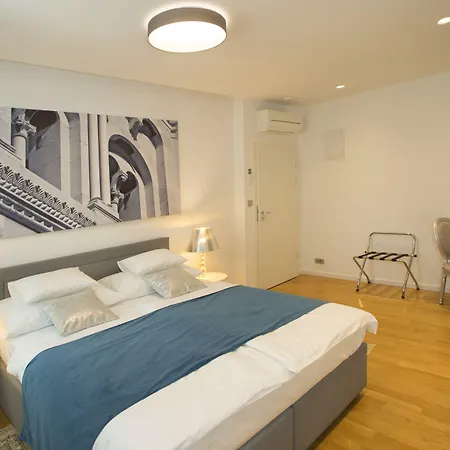 Casa de hóspedes Luxury Paula 4*