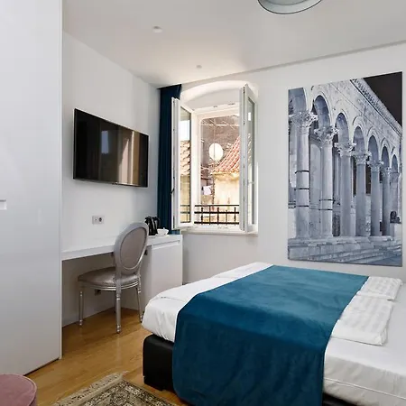 Casa de hóspedes Luxury Paula 4*