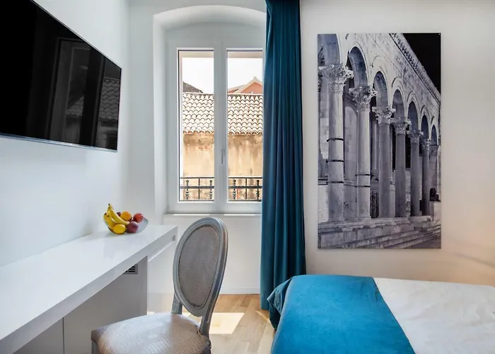 Luxury Paula Vendégház 4*