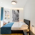 Πανσιόν Luxury Paula - In The Old Town