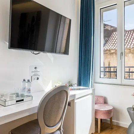 Pensión Luxury Paula - In The Old Town 4*
