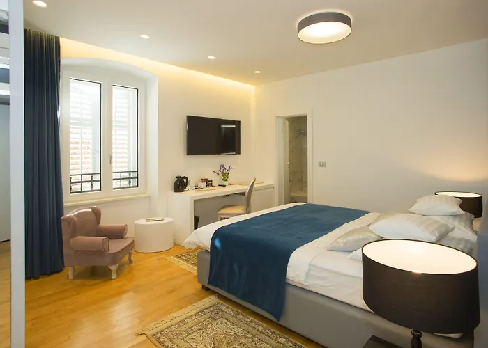 Luxury Paula - In The Old Town Split